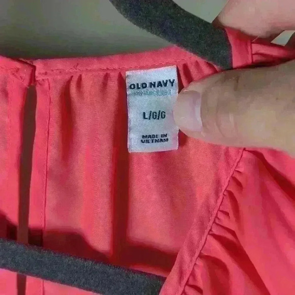 Old Navy Women's Large Lightweight  Blouse - Picture 6 of 8